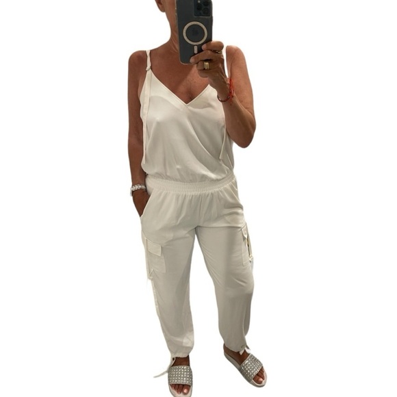 Amanda Uprichard Josietta Sleeveless Jumpsuit in Ivory.Size M - Picture 4 of 16